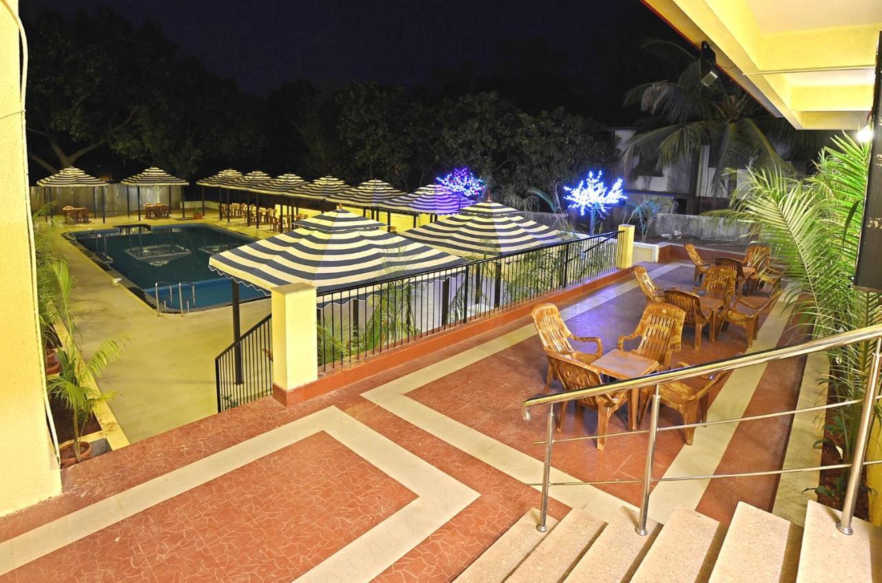 Готель Grand Goa Exotica Guirim Екстер'єр фото