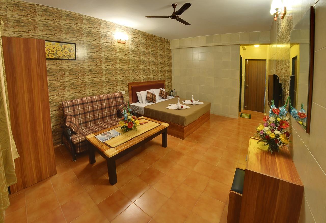 Готель Grand Goa Exotica Guirim Екстер'єр фото
